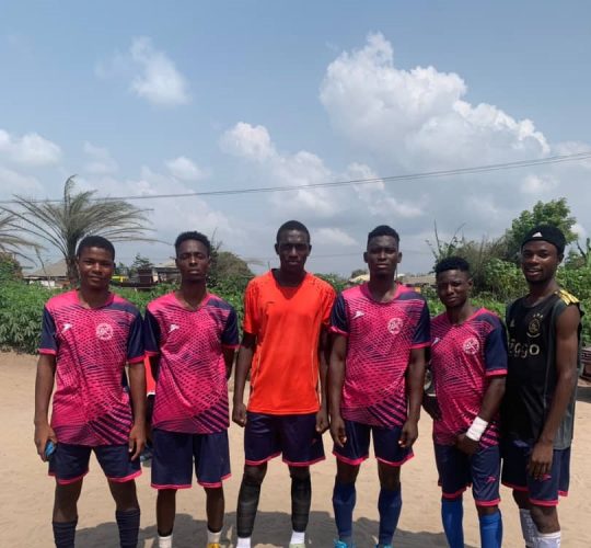 Morsko Warriors Pose